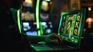 Filipino players enjoying sports betting on phpark login platform